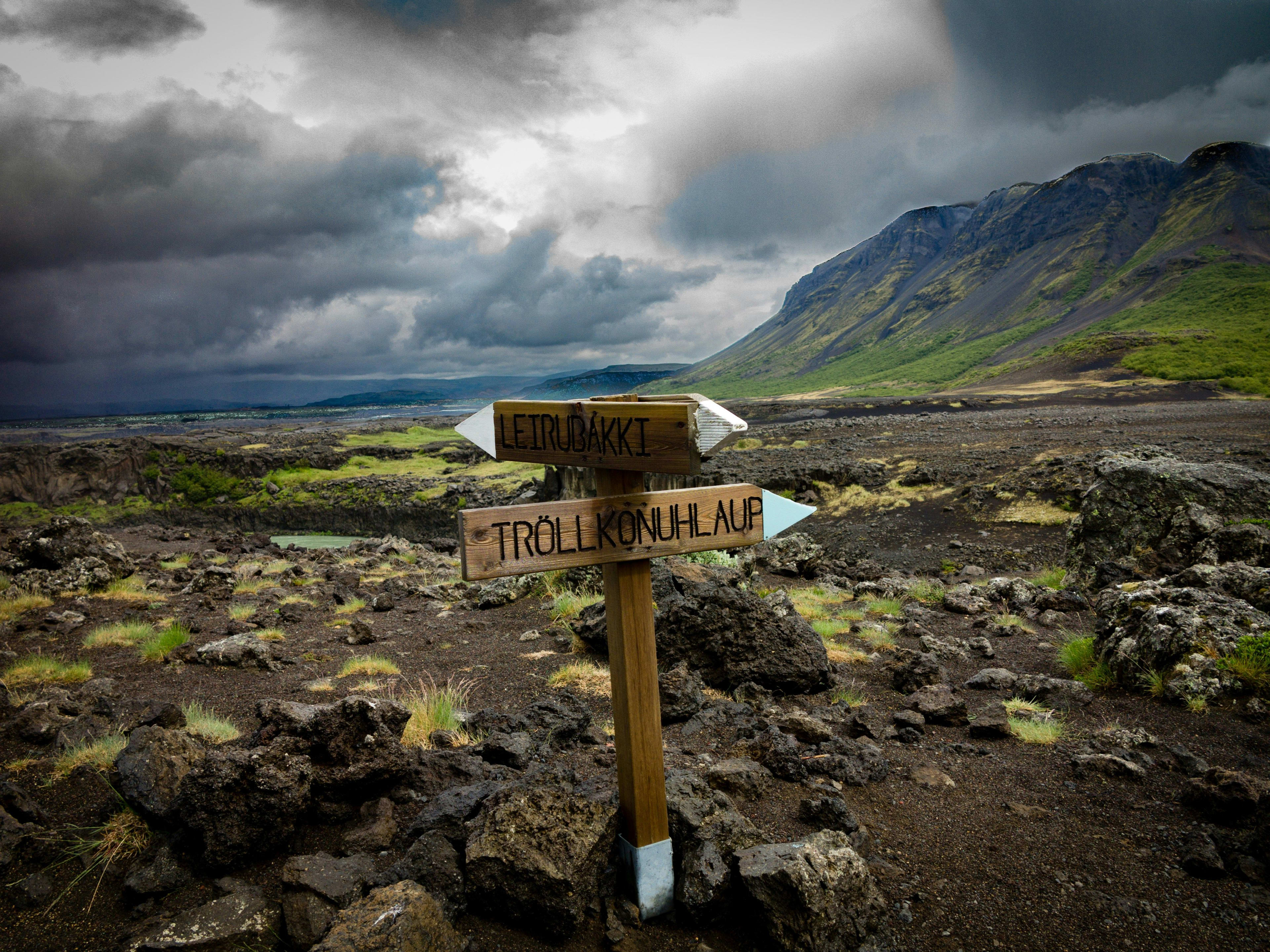 iceland  landmark direction